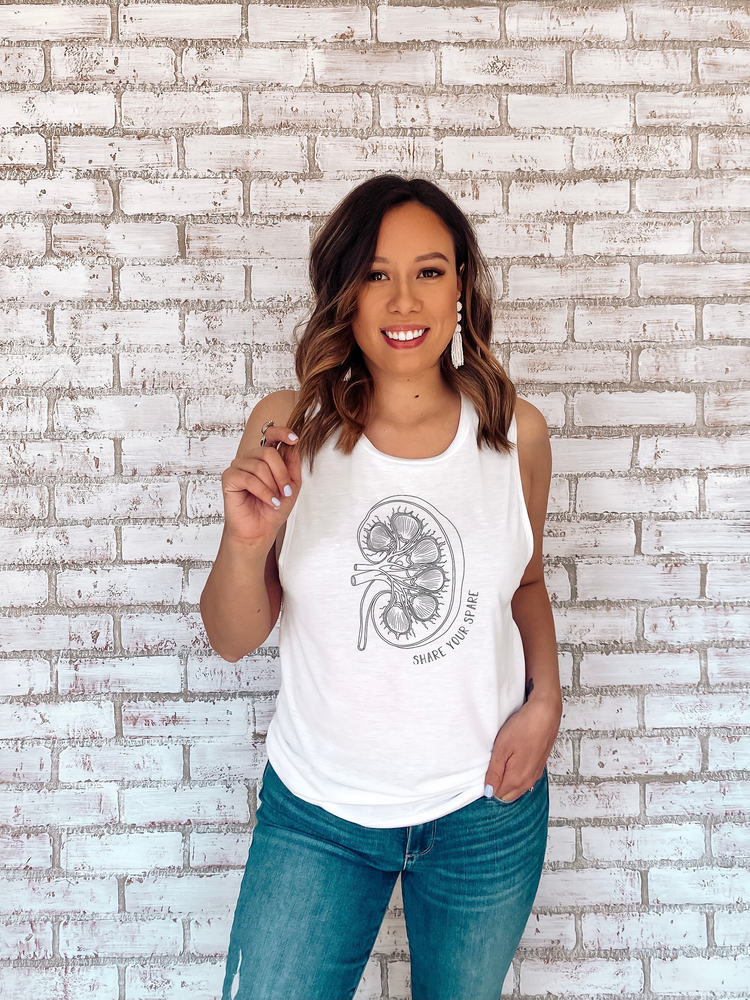 Share Your Spare Kidney Anatomy Women’s Muscle Tank